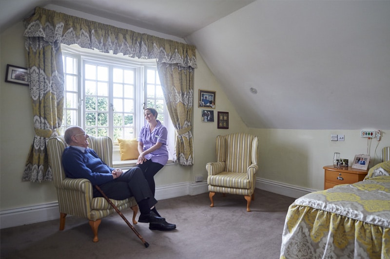 A bright private bedroom at Nettlestead
